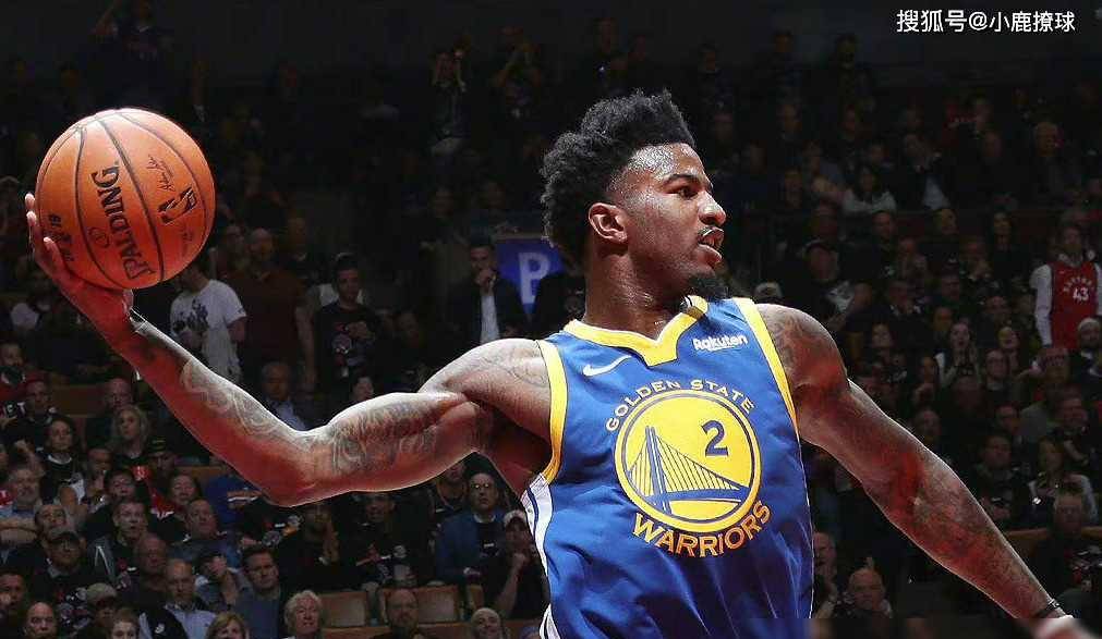 爱游戏AYX安卓版官方下载穆古鲁扎迎来十五赛季出色发挥，中国队观众热烈欢呼！