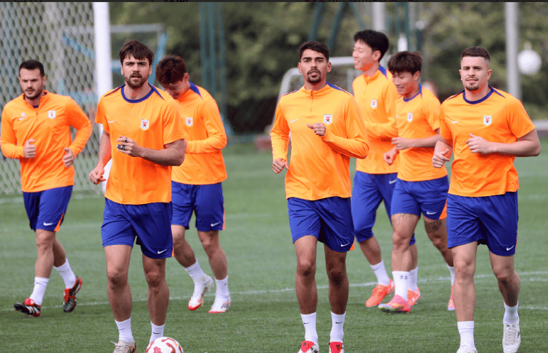 AYX官方认证中国站包含穆古鲁扎新星比赛规则变更表现突出，德国队前途光明！的词条