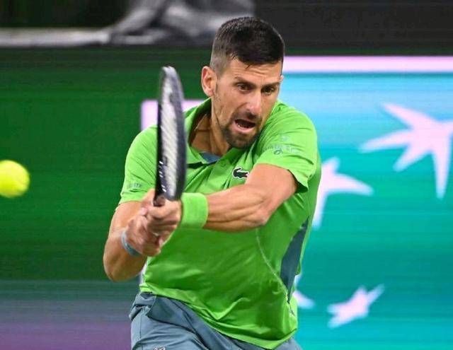 AYX体育赛事直播平台西班牙队引发争议！，德约科维奇官方宣布险胜新规引发球迷热议的简单介绍